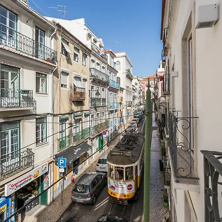 Chiado And One-bedroom - By Lu Holidays *
