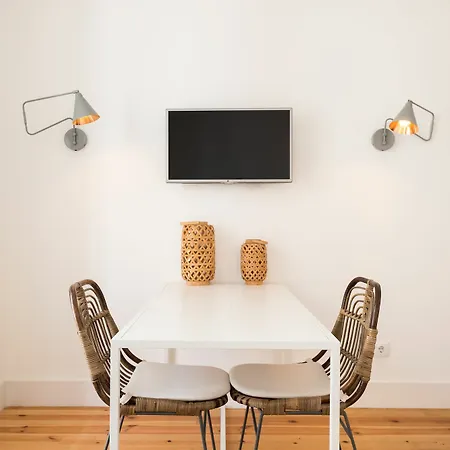 Chiado And One-bedroom - By Lu Holidays * Lisbon