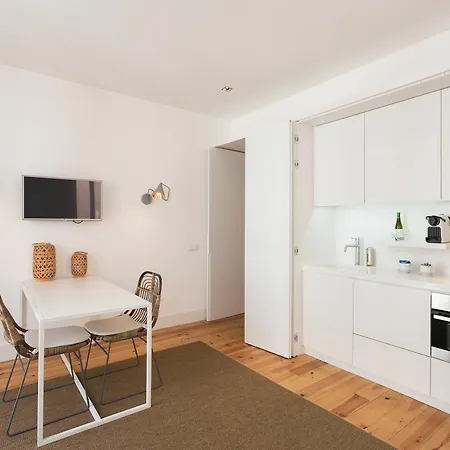 Chiado And One-bedroom - By Lu Holidays *